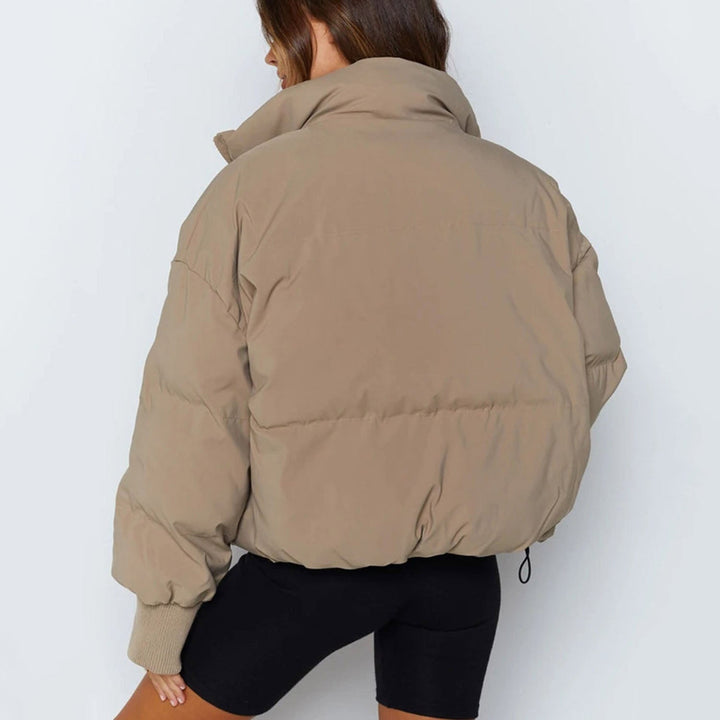 Timona Piumino Corto Donna – Leggero, Caldo e Stile Moderno Cropped