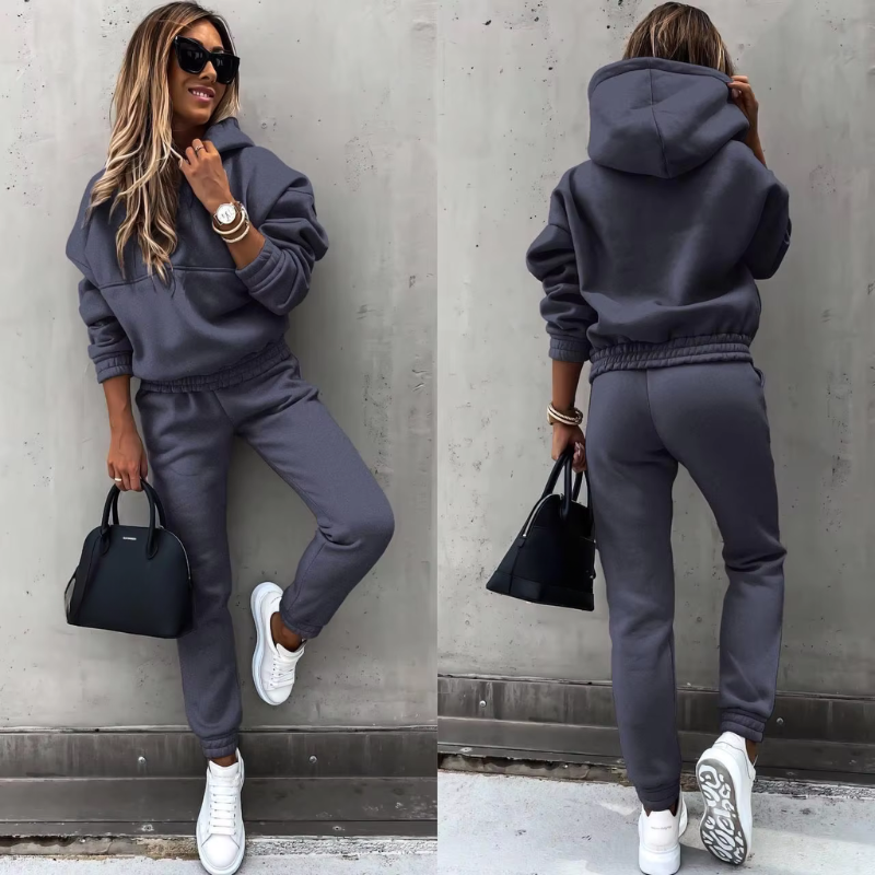 Completo Due Pezzi Da Donna Per Il Tempo Libero | Trendy