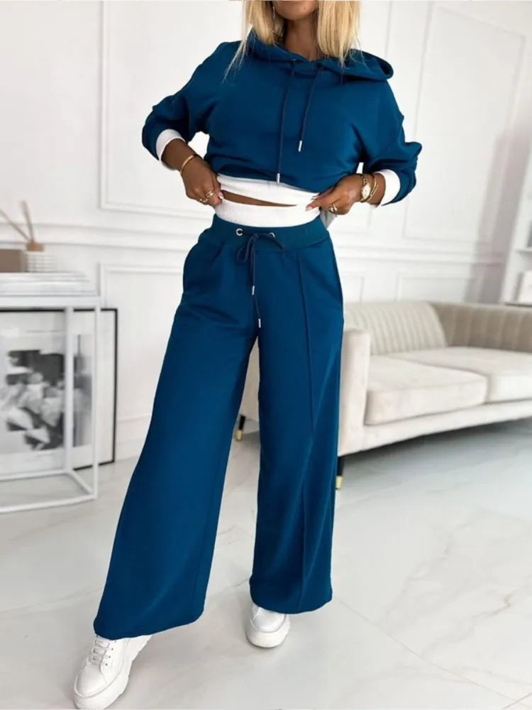 Set Top E Pantaloni A Gamba Larga Per Donna | Con Cappuccio