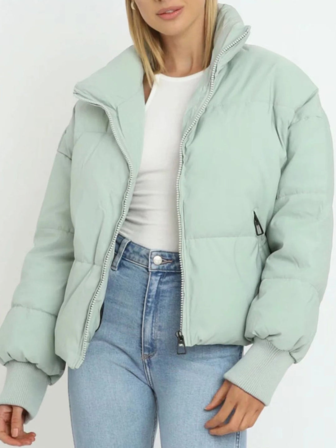 Timona Piumino Corto Donna – Leggero, Caldo e Stile Moderno Cropped