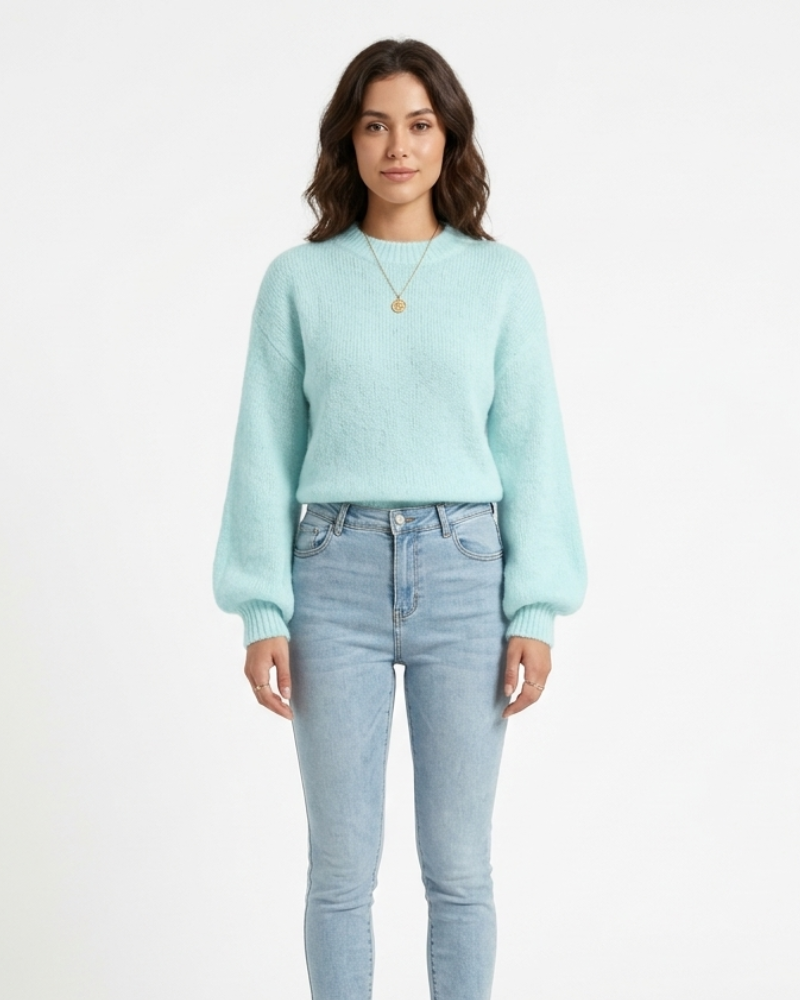 Pulover damă oversize Gigi – pulover reiat moale, cu mâneci bufante