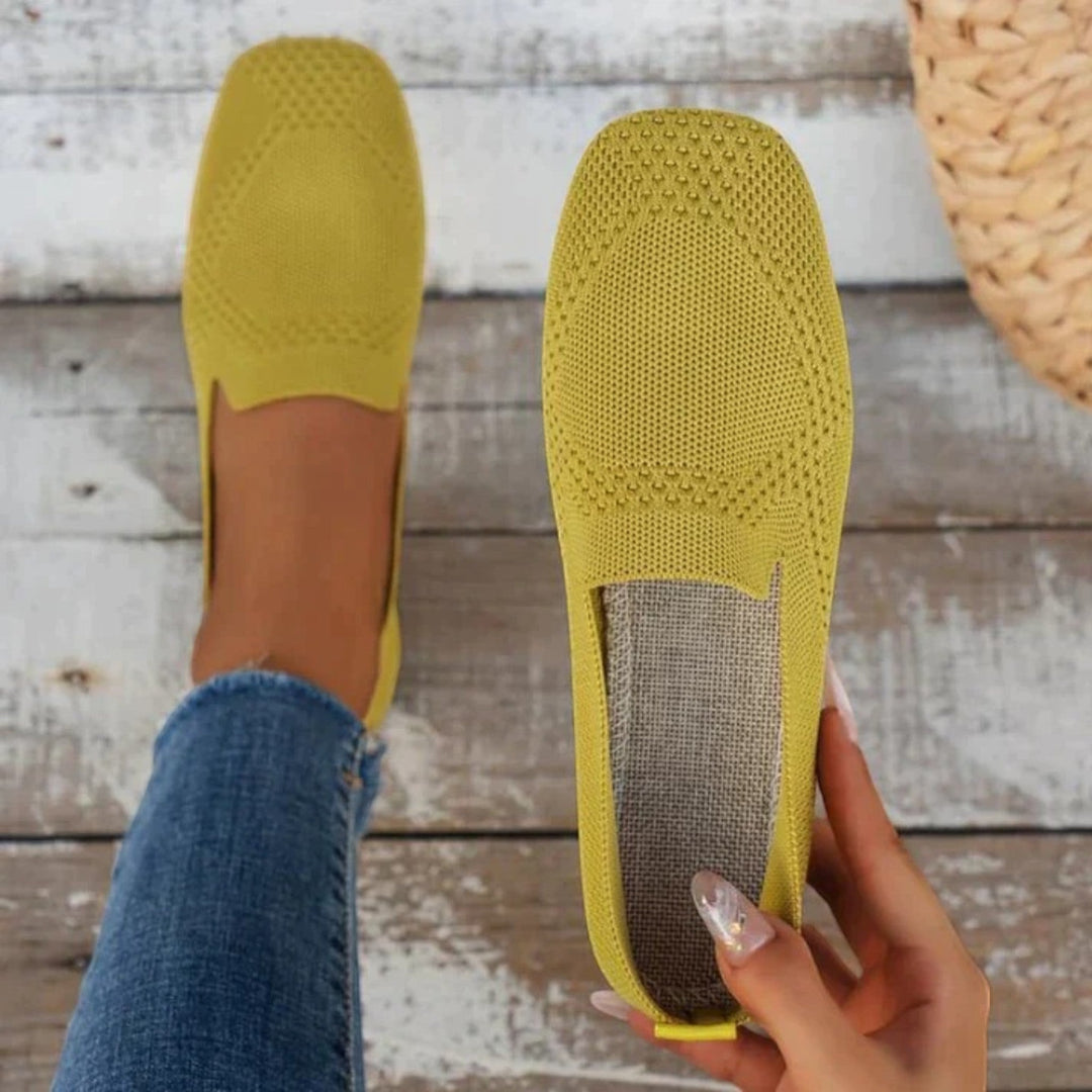 Bequeme und flache Schuhe für Damen