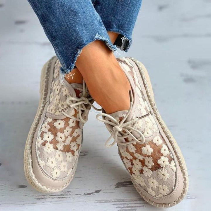 Scarpa let og elegant med blomsterprint – Vanessa