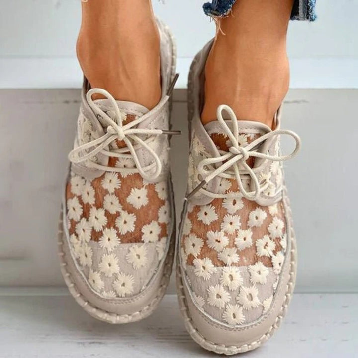 Scarpa let og elegant med blomsterprint – Vanessa