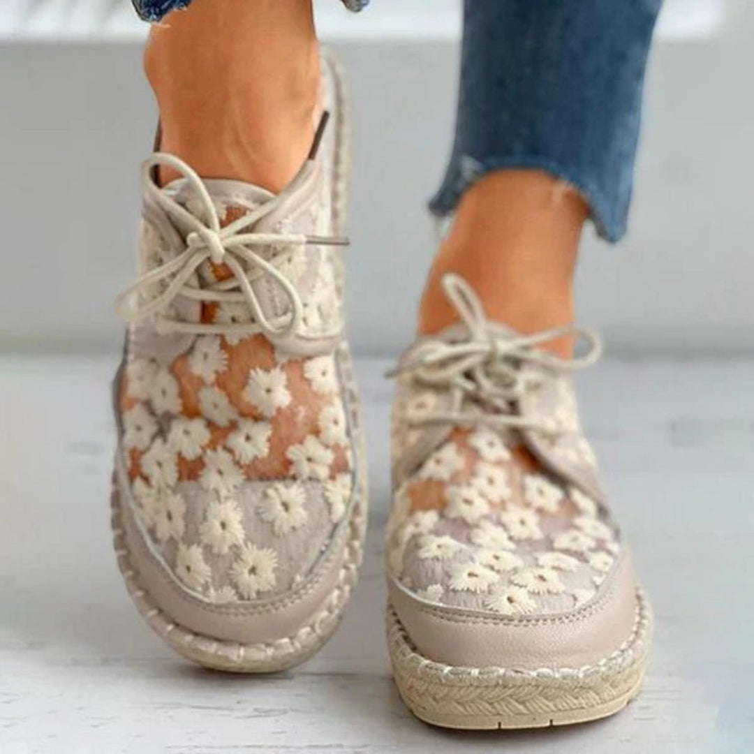 Scarpa let og elegant med blomsterprint – Vanessa